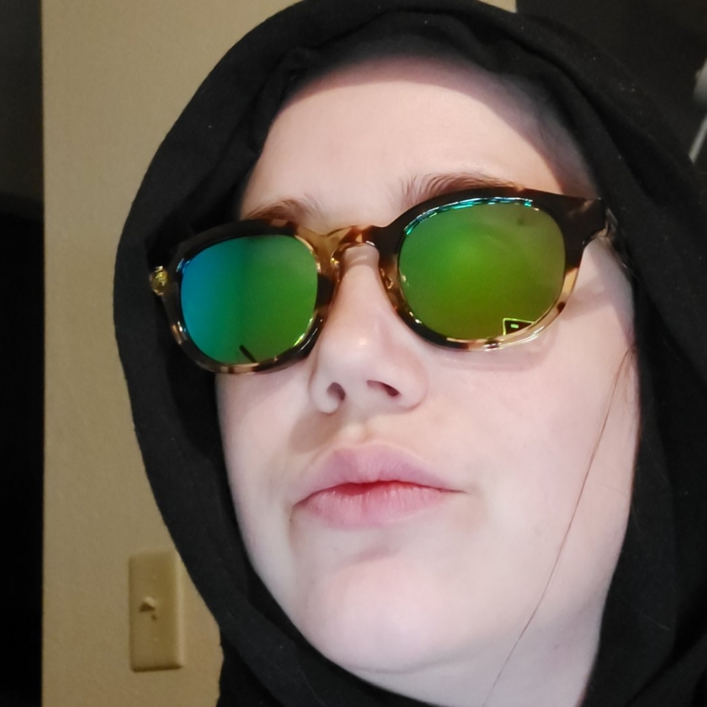 SMARTFOX WILDFOX SUNGLASSES